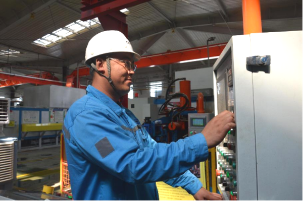 （定）2025.2.17錘煉技藝精益求精，做新時代最美奮斗者——先進工作者李健810